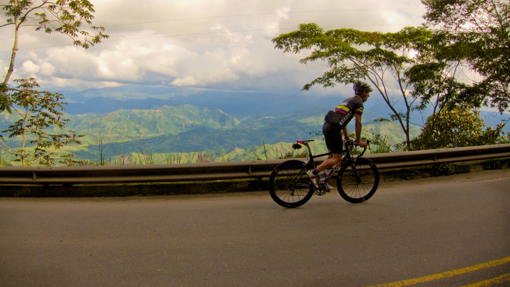 Road bike tours in Colombia